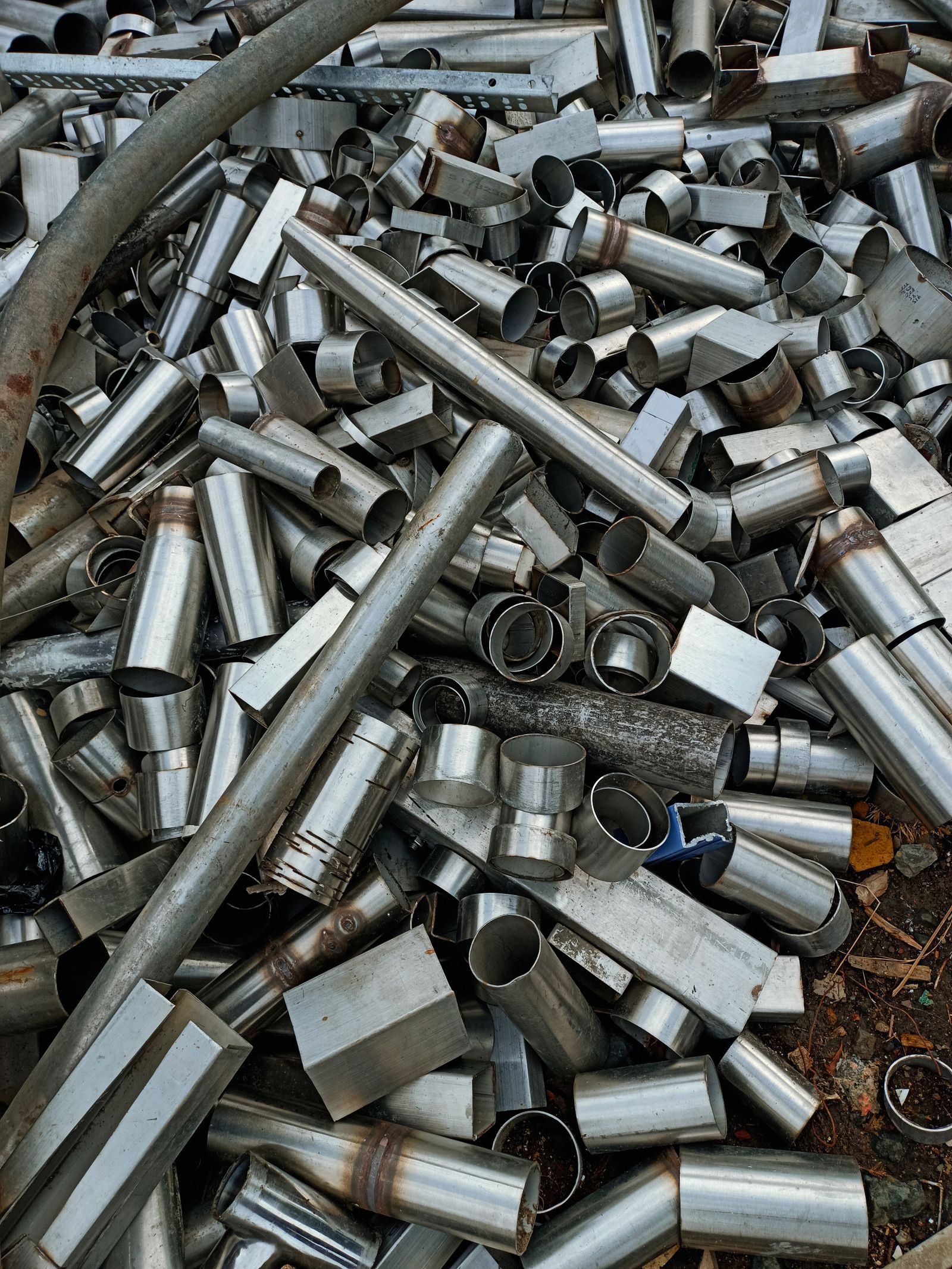 aluminium extrusion scrap 6063 Aluminium extrusion scrap 6063