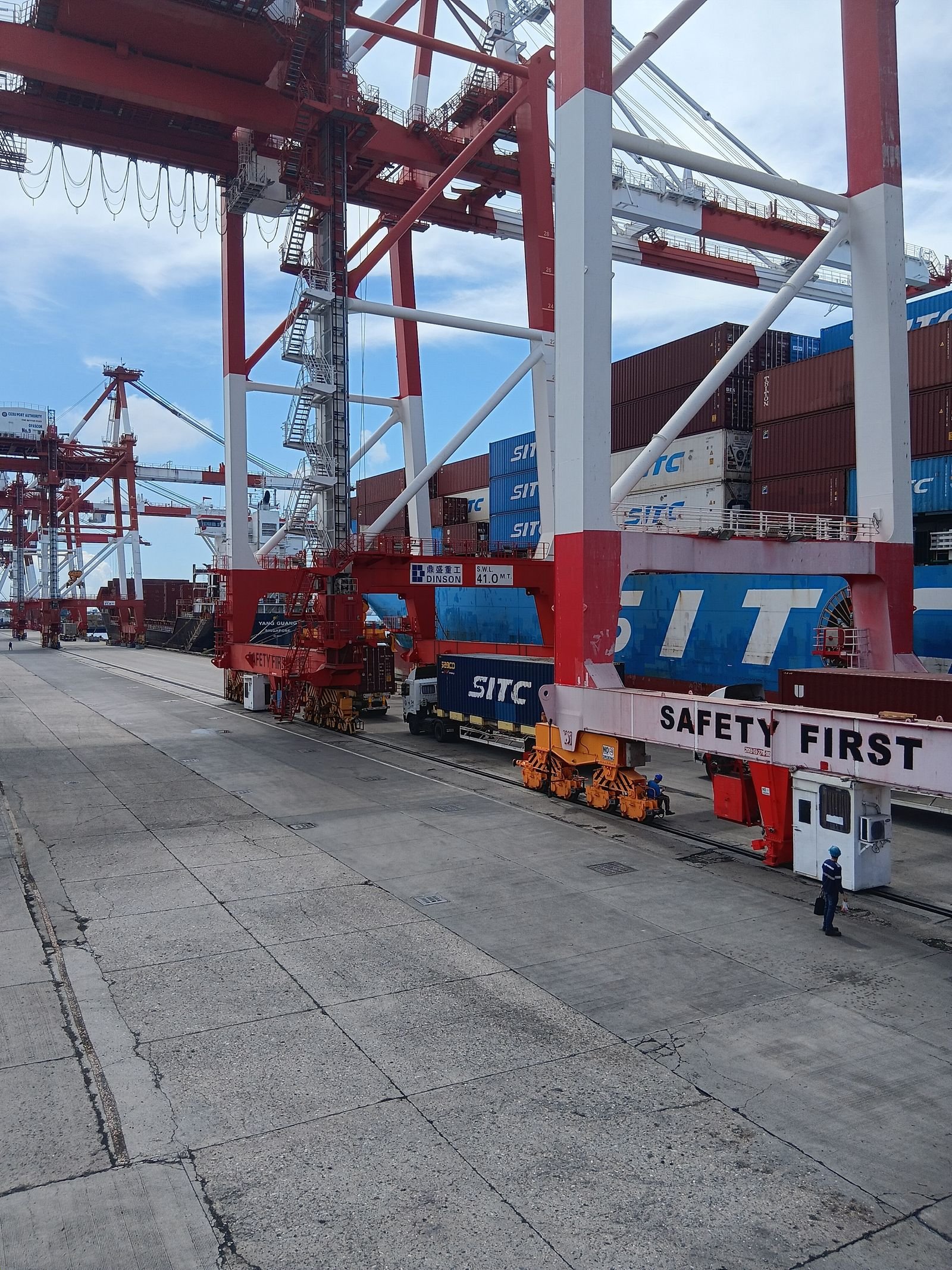 logistics and shipping Logistics and shipping